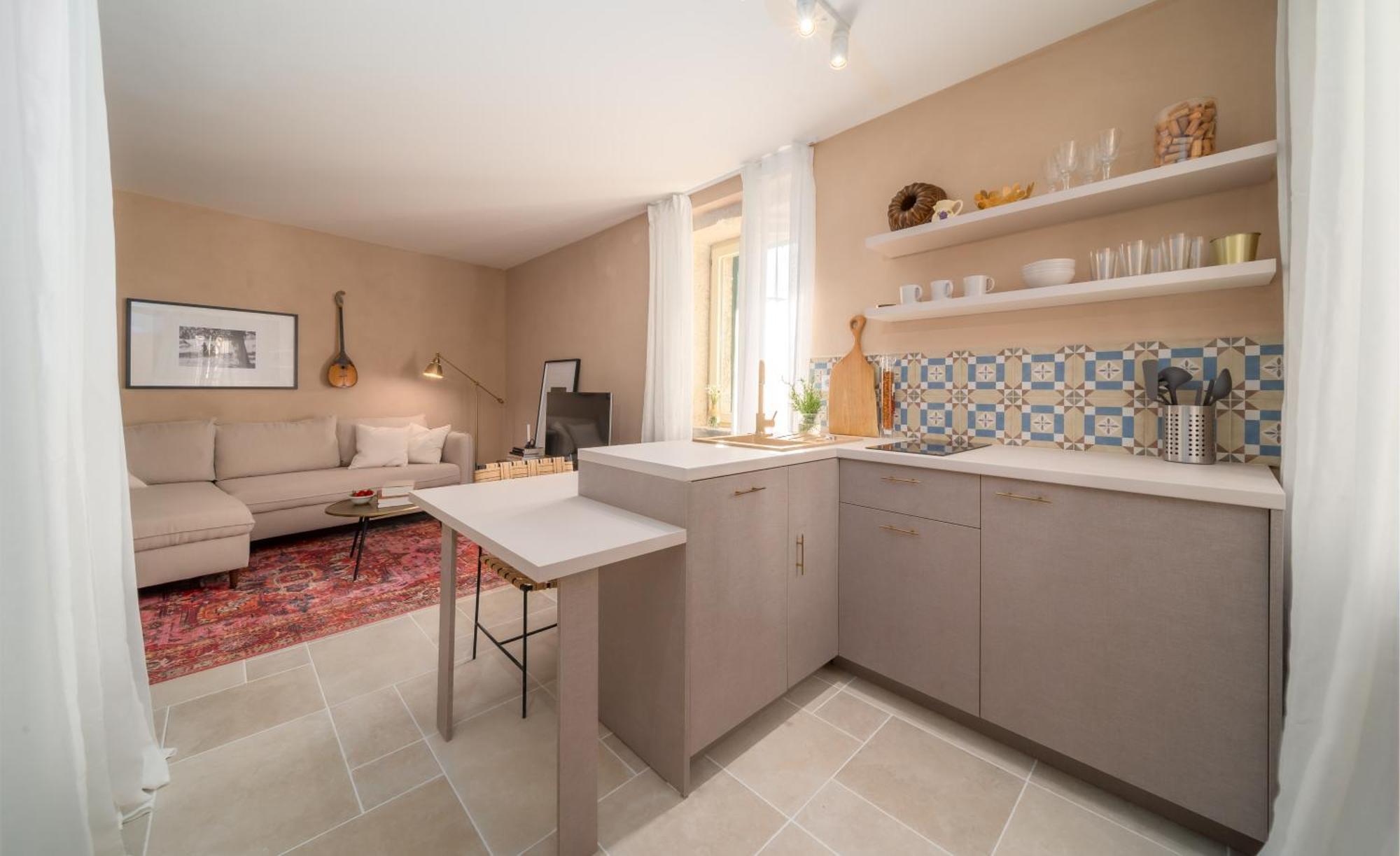 Montalbano Gem - Heritage Studio With Airy Vibes Rovinj Bagian luar foto